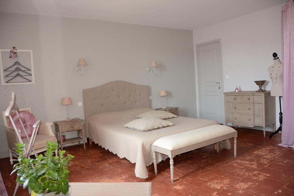 L'Aubinoise Bed & Breakfast Saint-Aubin-de-Luigné Rom bilde